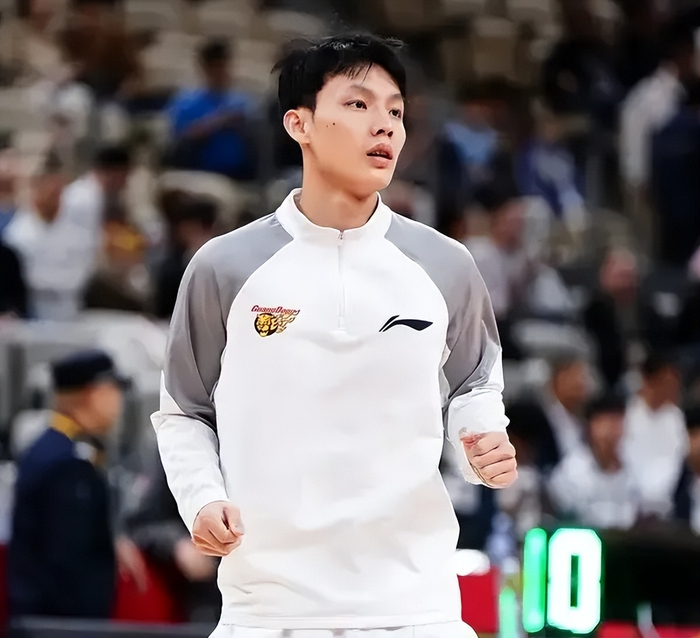 广东男篮惨败辽宁，杜锋执教能力引质疑