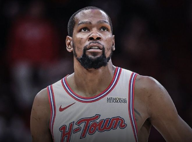 湖人首战告捷，詹姆斯率队力克火箭