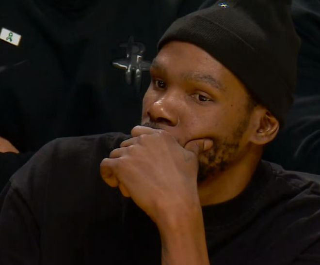 湖人首战告捷，詹姆斯率队力克火箭